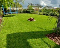 Zakładanie trawnika